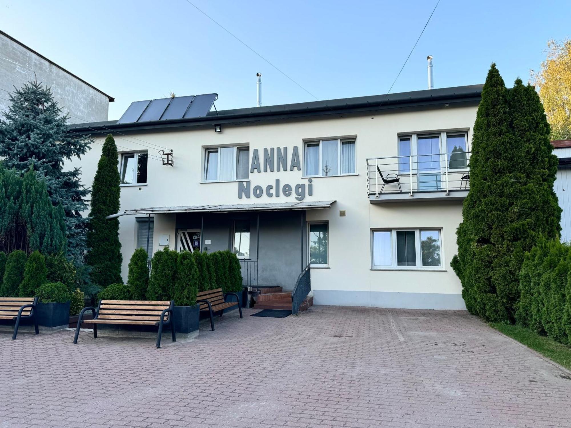 Anna Noclegi Raszyn Exteriör bild